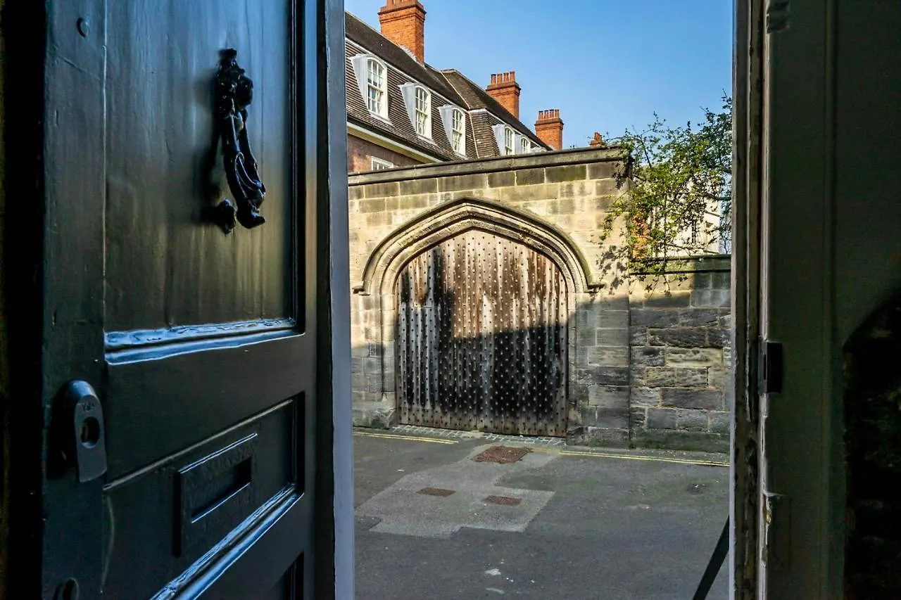 5 Precentors Court Villa York